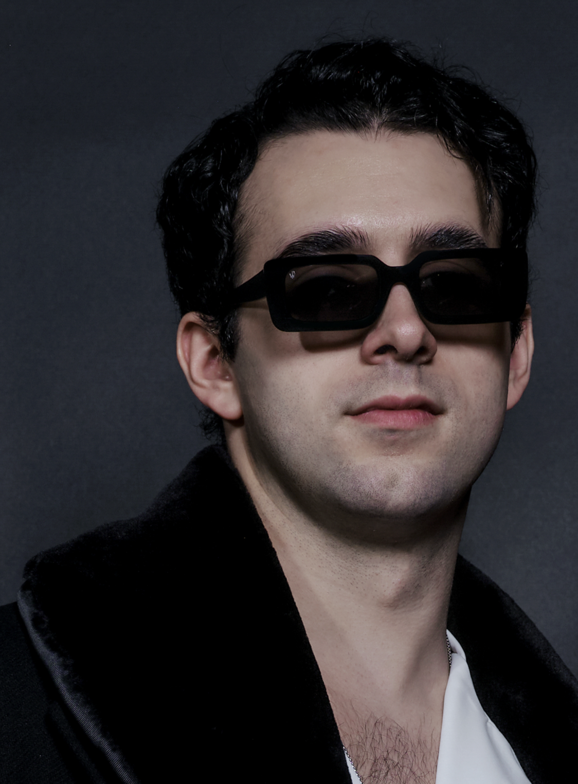 REI SUNGLASSES - BLACK
